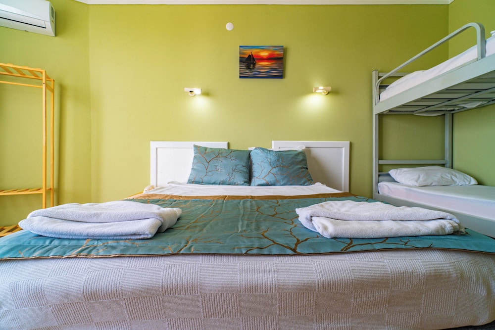 Room at De Mare Family Hotel, ALANYA