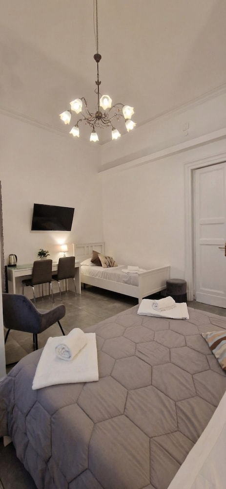 Palazzo Bruca 34/47