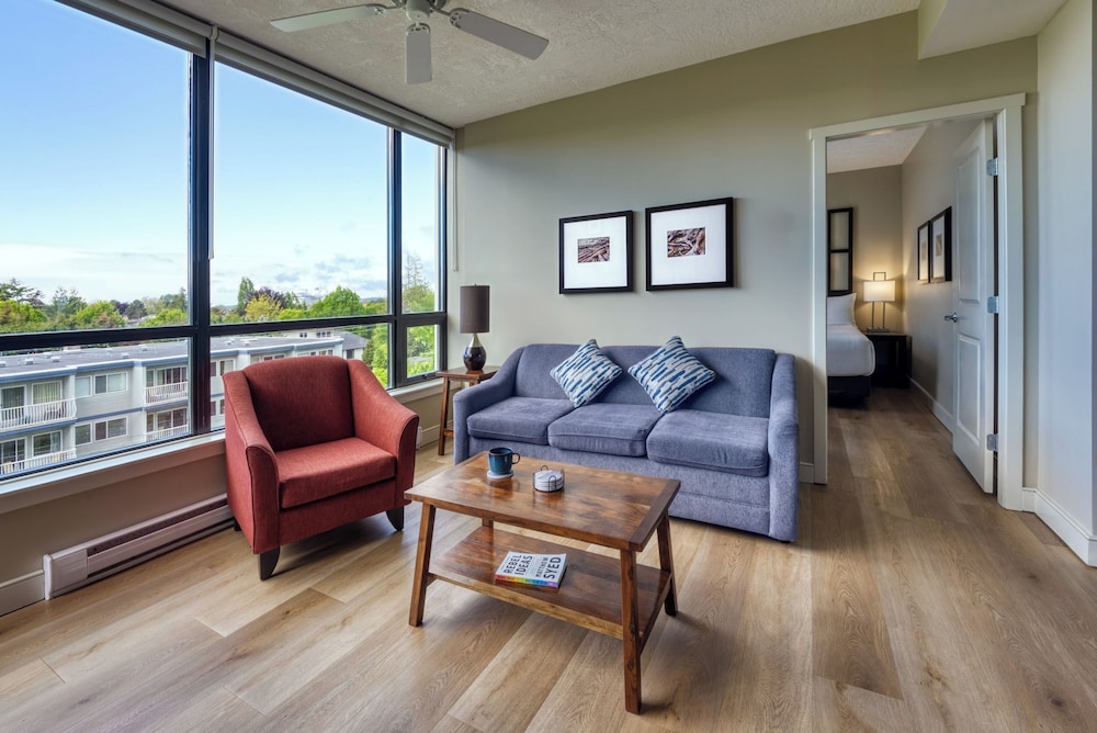 The Oswego Hotel 44/67