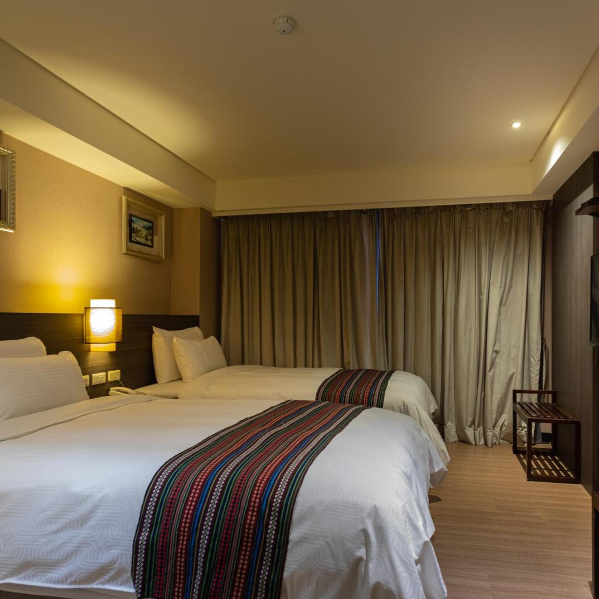 Royal Guest Hotel 13/41