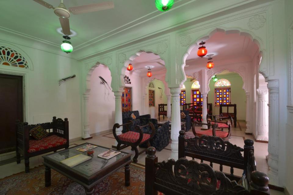 Rawla Mrignayani Palace 47/67