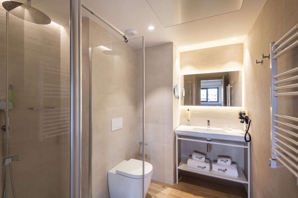 Intelier Core Suites Valencia 39/45