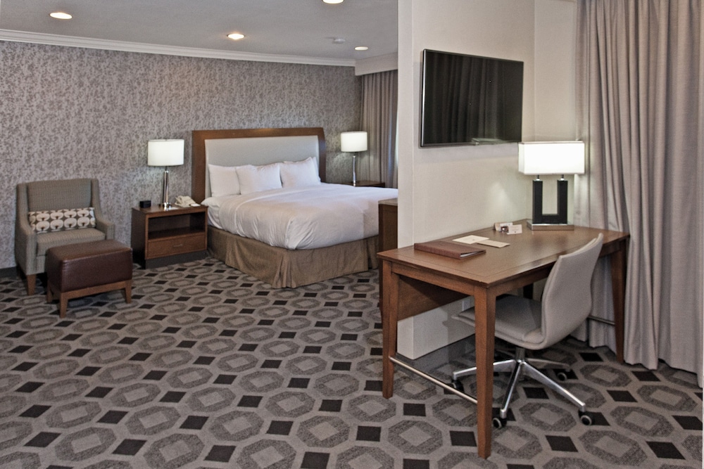 DoubleTree by Hilton Hotel Los Angeles Rosemead 37/42
