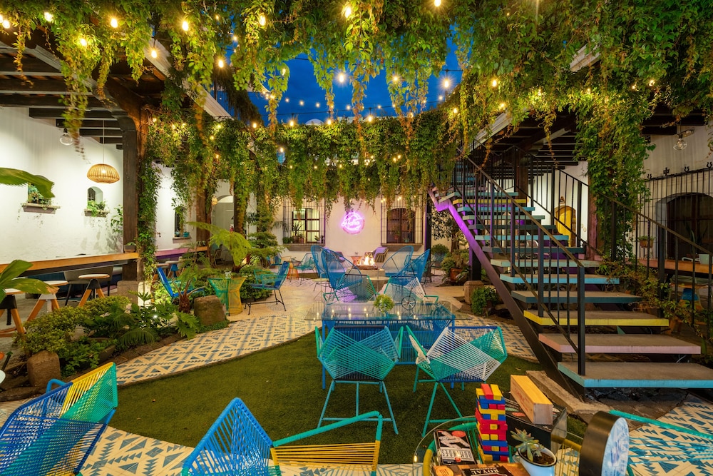 Adra Hostel 38/50