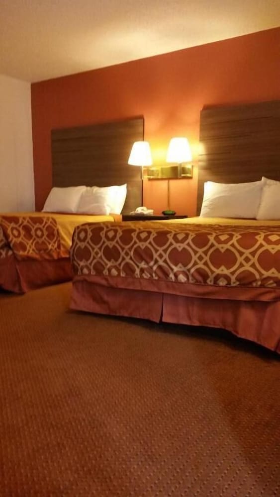 Americas Best Value Inn Liberal 19/30