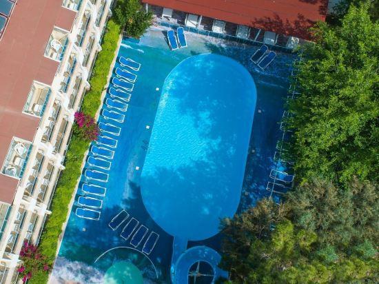 Aperion Beach Hotel 32/46