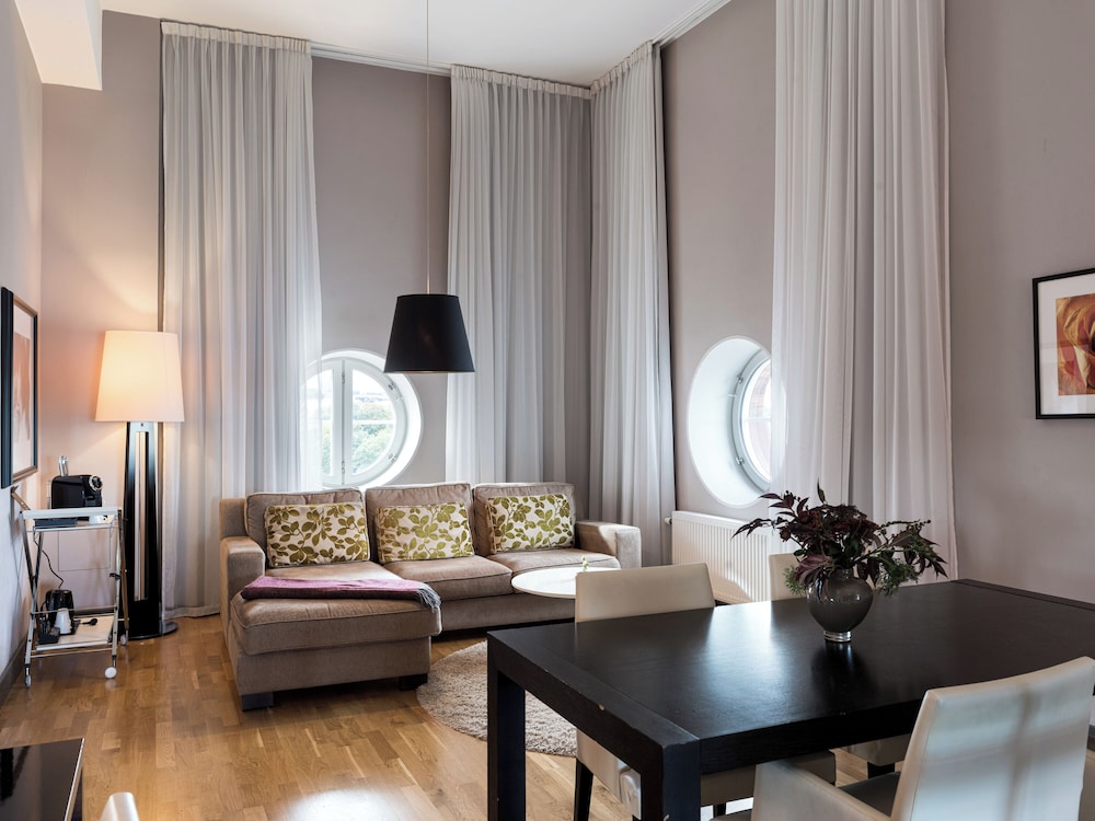 Elite Hotel Marina Tower 48/67