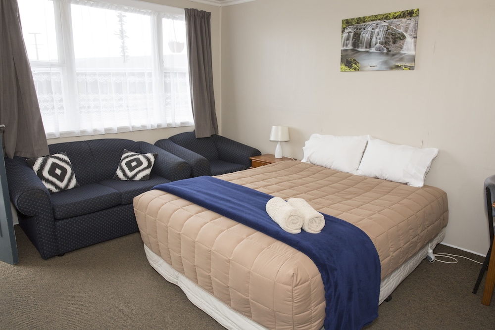 GREYMOUTH MOTEL 18/54