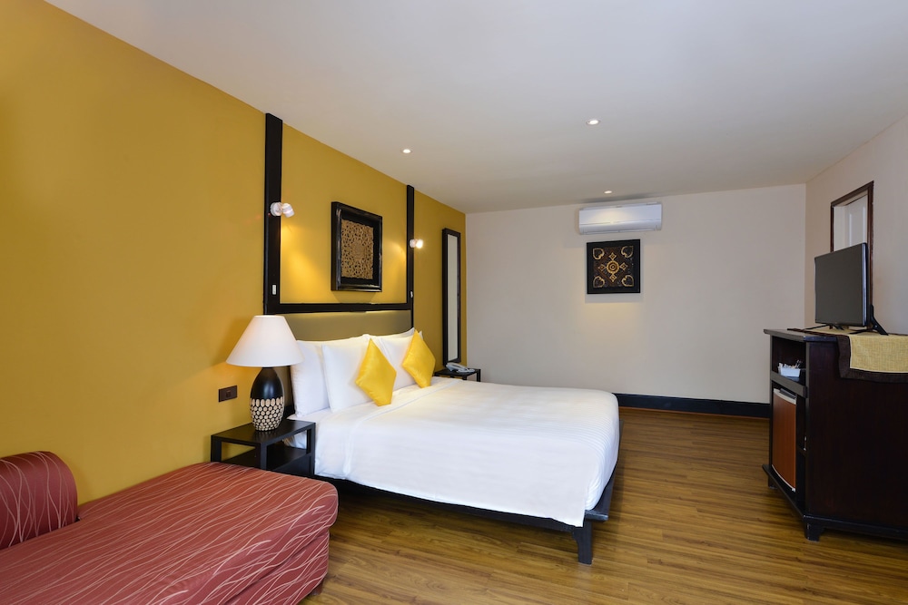 ANDAMAN WHITE BEACH RESORT 17/70