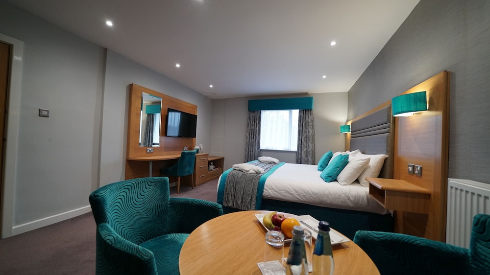 Briar Court Hotel 37/70
