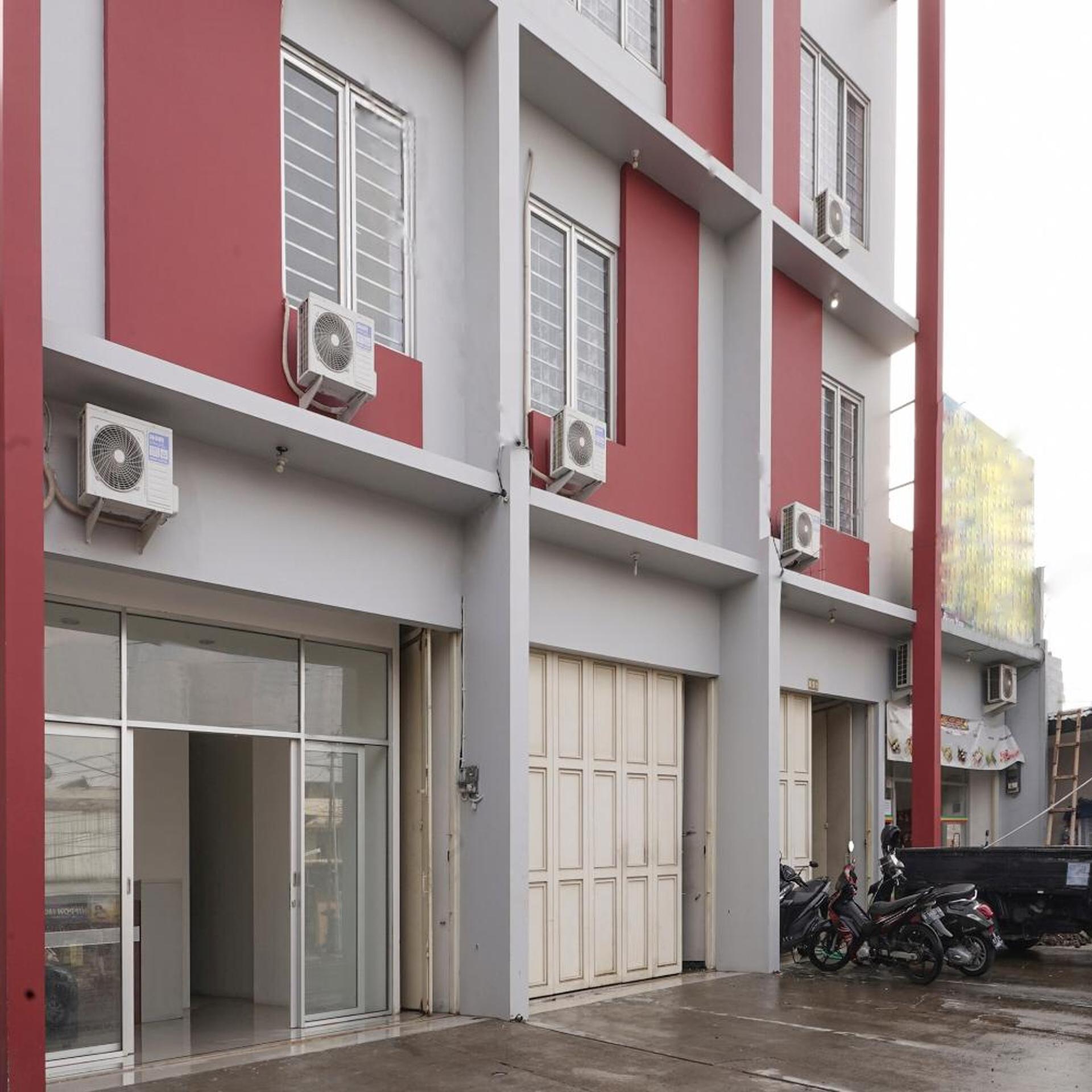 OYO 2183 Cibeureum Residence Near Rumah Sakit Rajawali (ex OYO 2183 Cibeureum Residence) 46/50