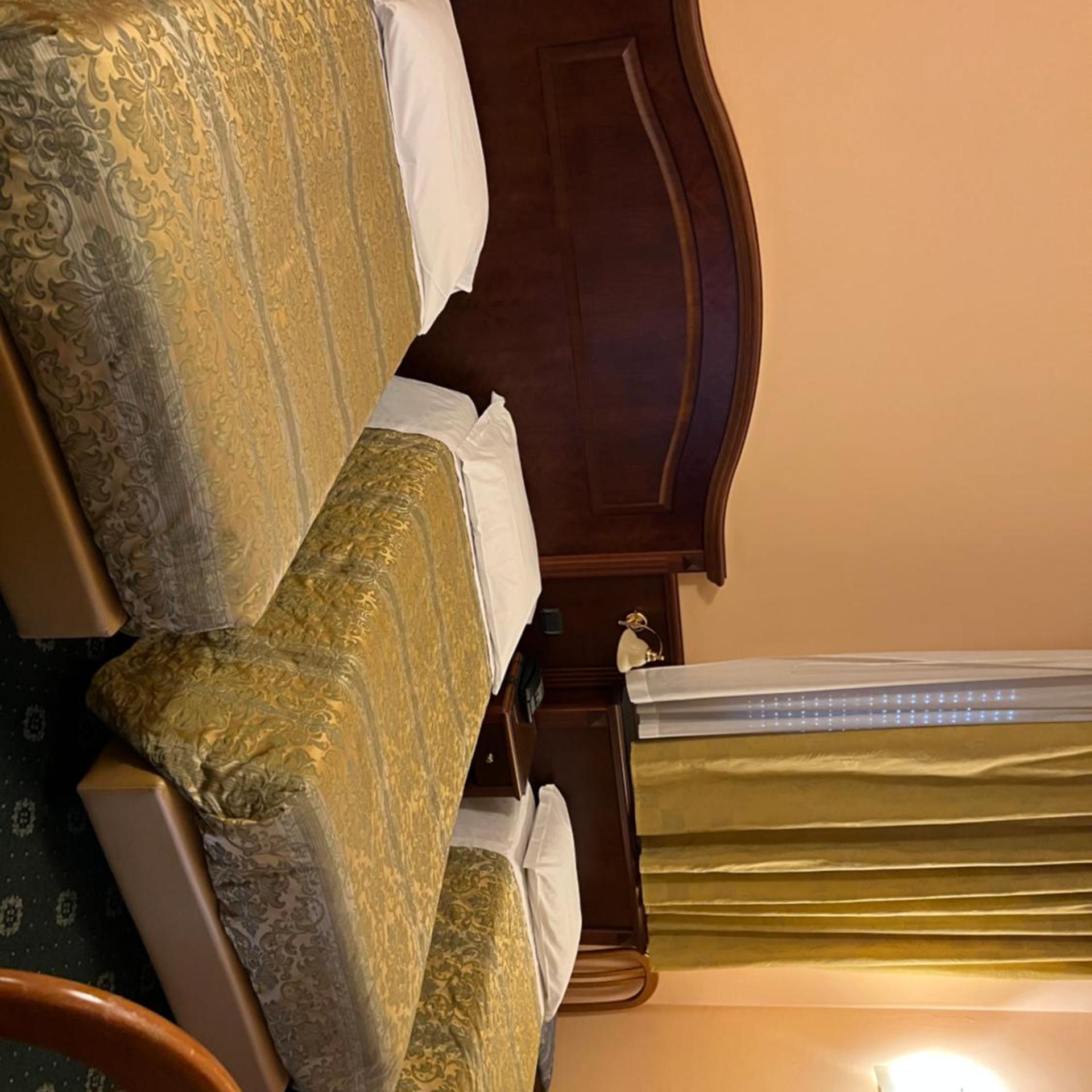 Hotel Valganna Srl Ex Valganna 33/50