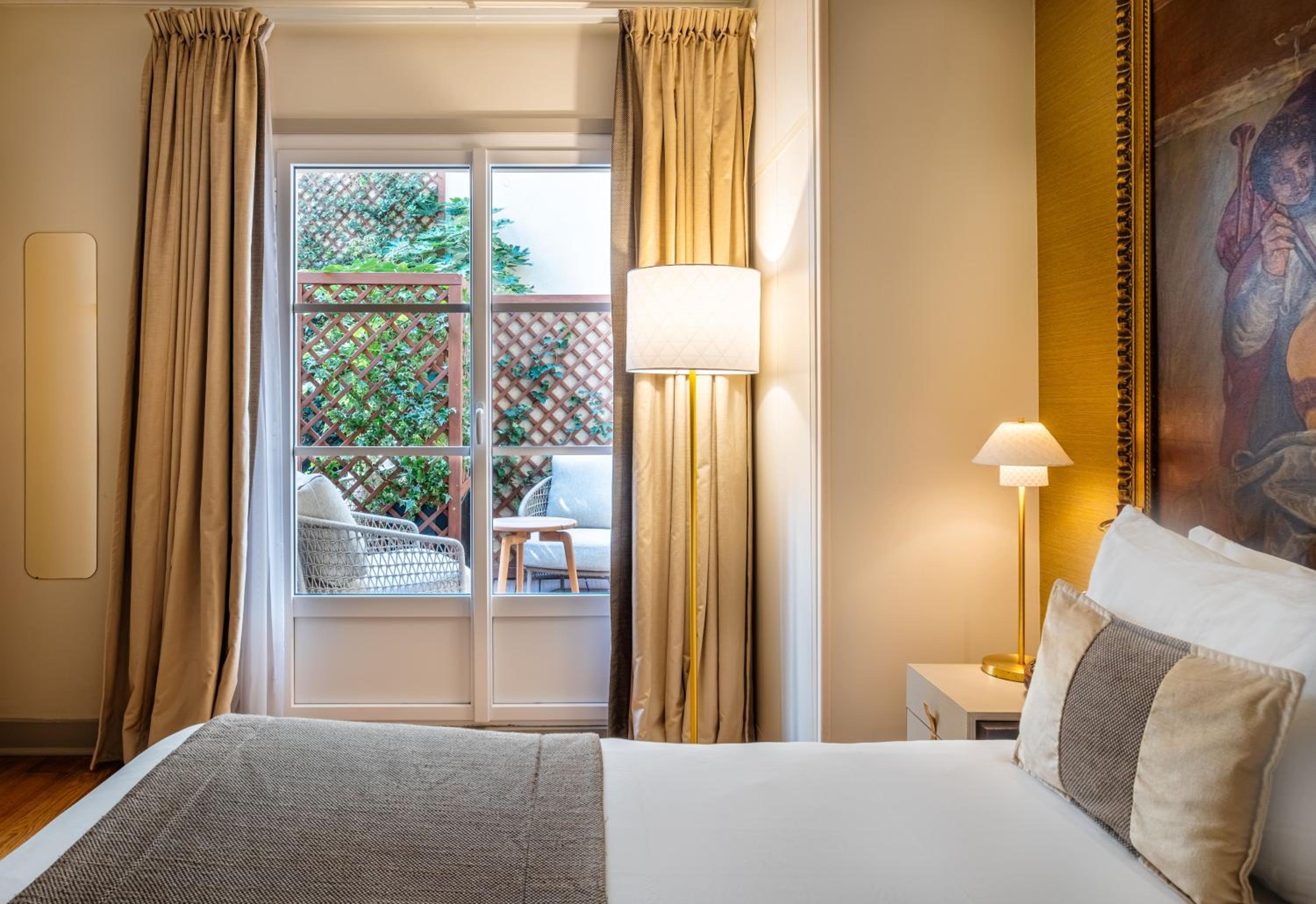 Room at Hotel Le Walt by Inwood Hotels, PARIS