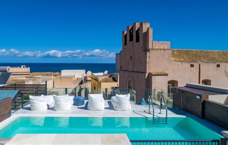 Azzoli Apartments & Skypool - Adults Only 17/18