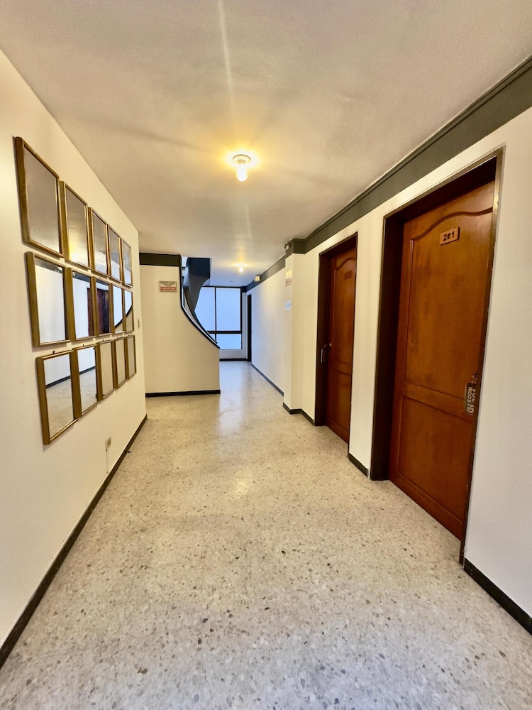 Hotel Pereira Central 4/32