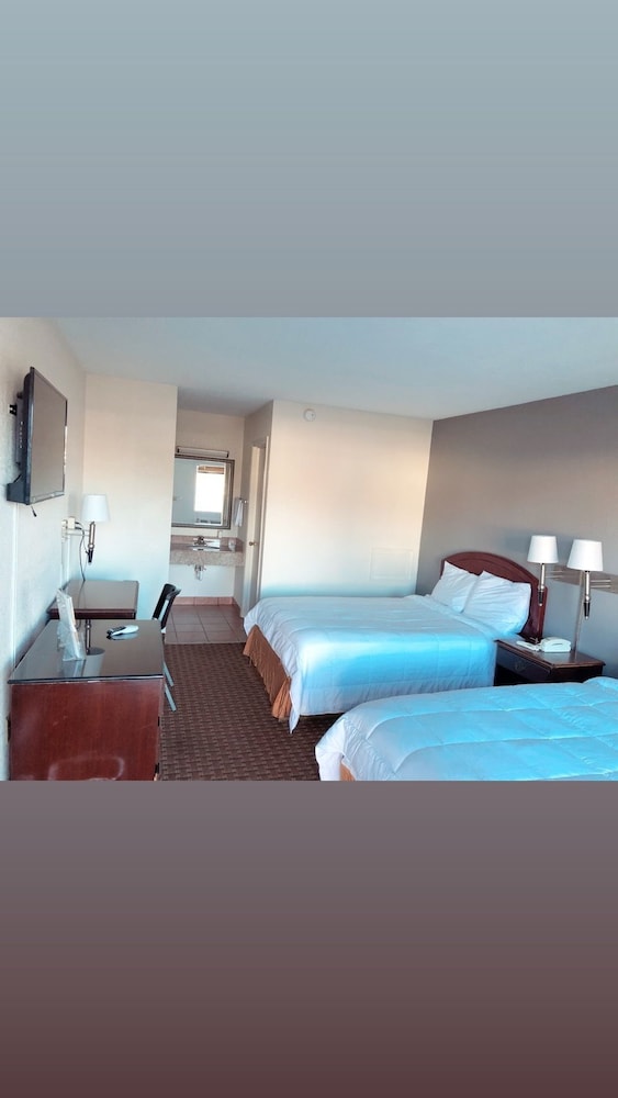 Americas Best Value Inn Princess Anne 17/17