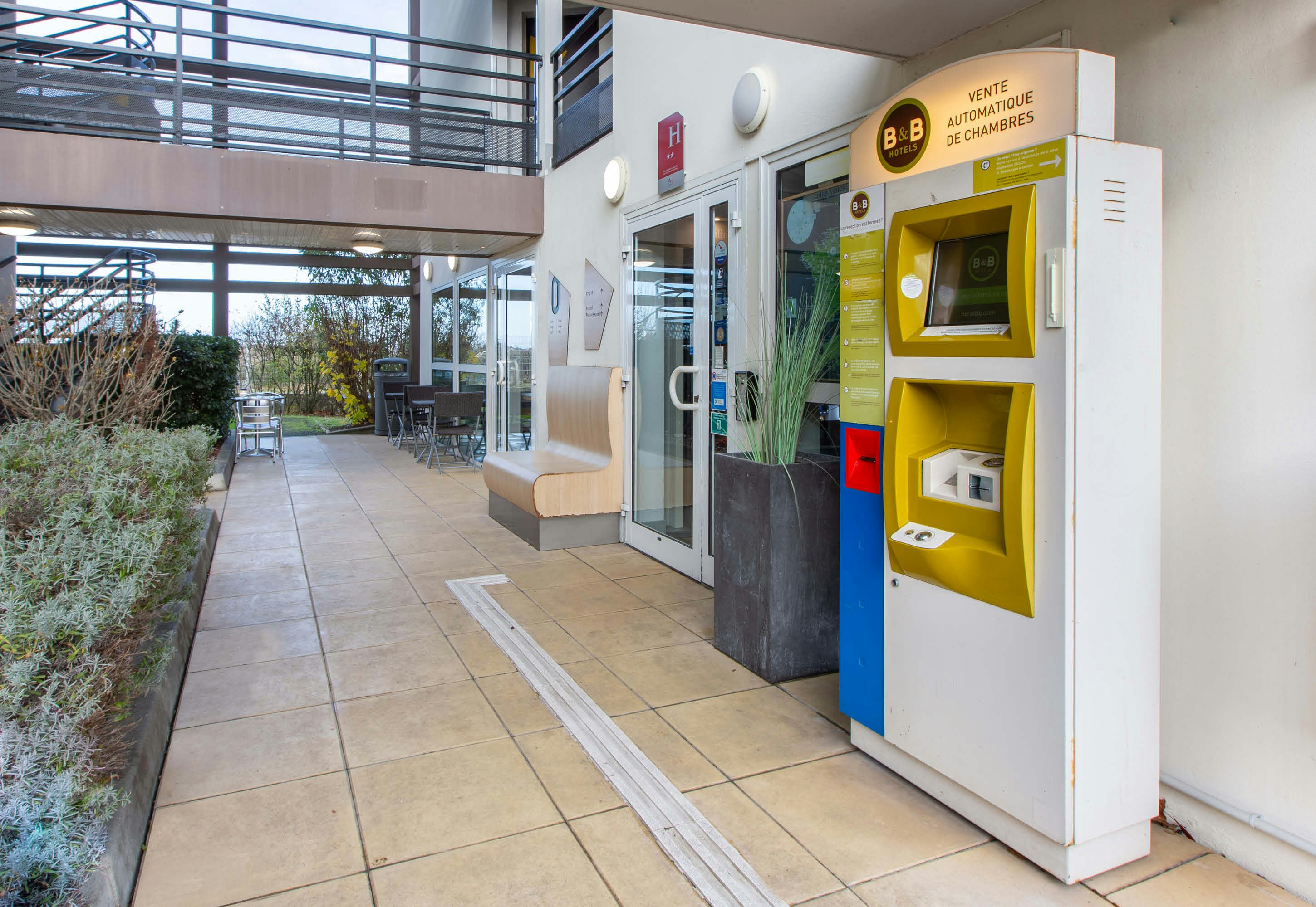 B&B HOTEL Blois Sud Vineuil 21/23