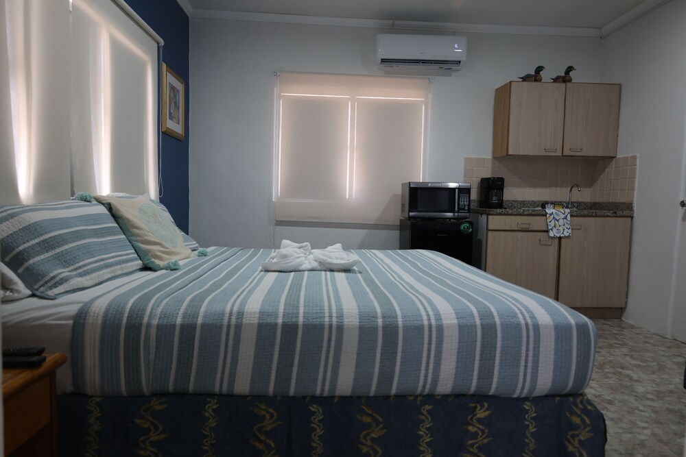 COMFORT, STUDIO, SUITE
