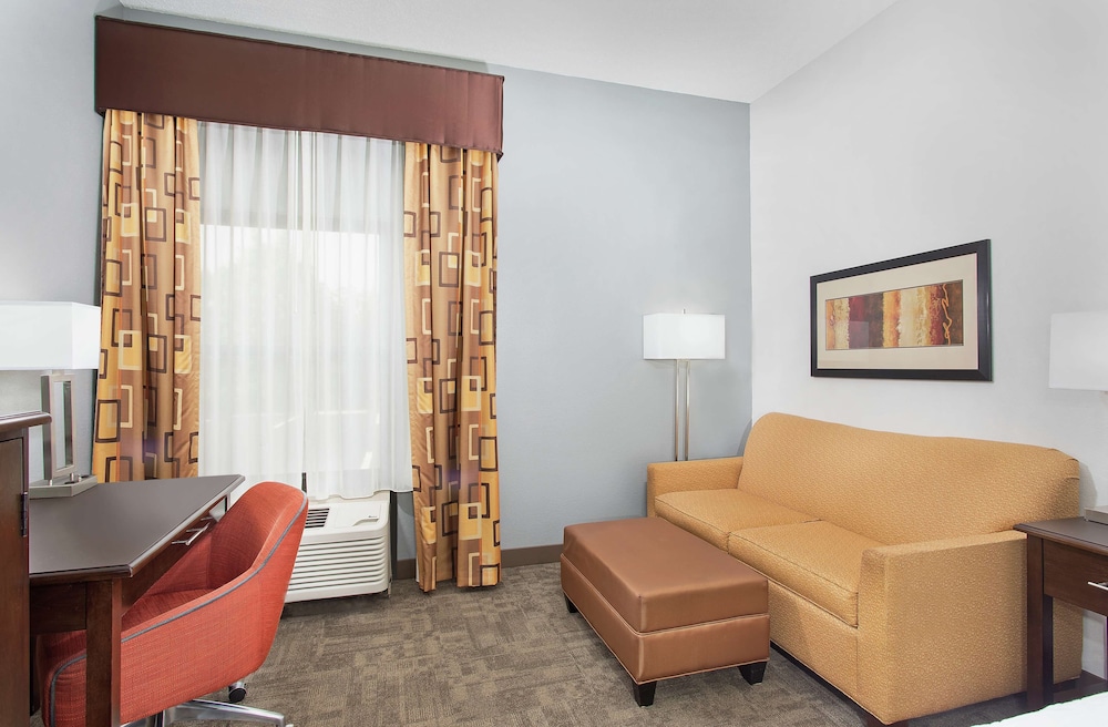 Hampton Inn Cullman 36/56
