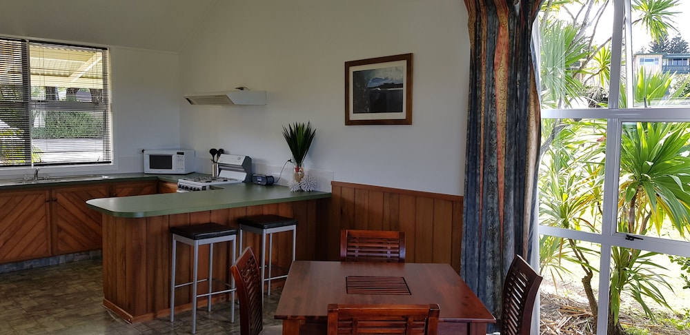 Seaview Norfolk Island 31/50