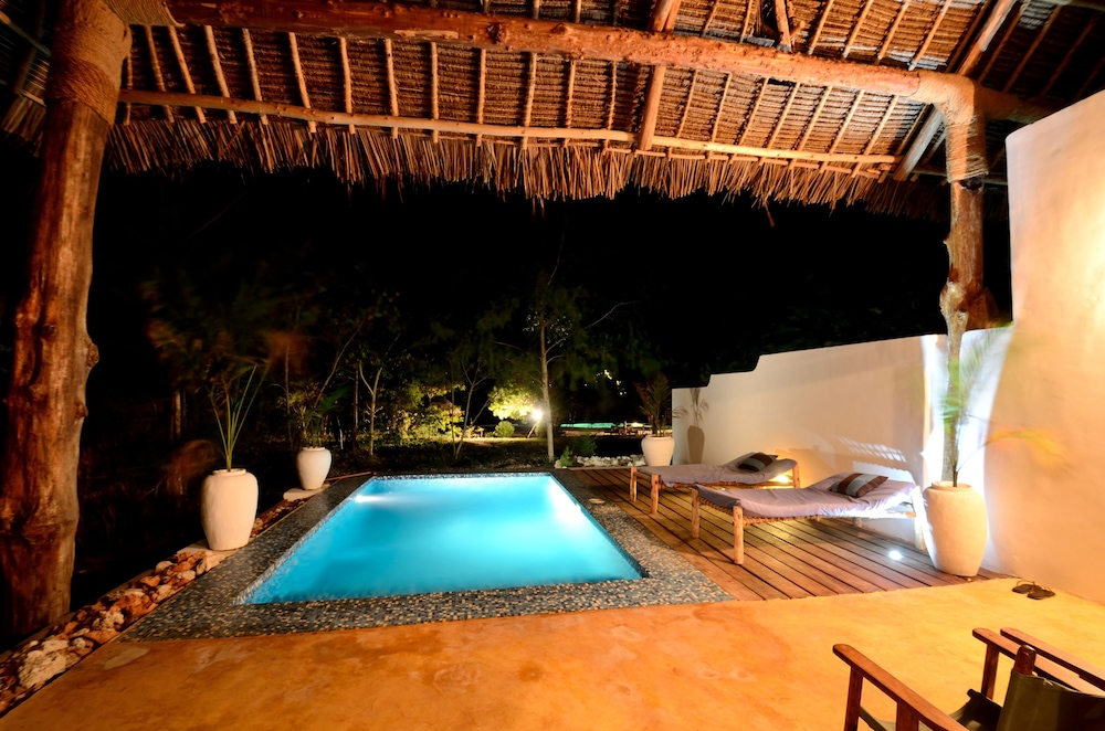 Pongwe Beach Hotel 18/50
