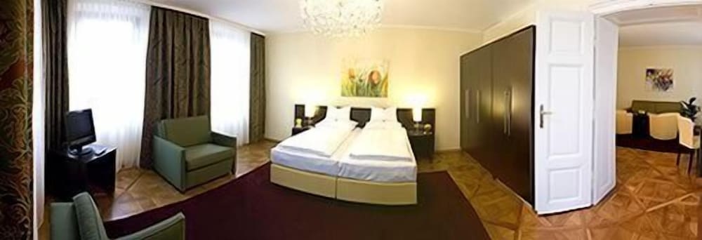 Appartments in der Josefstadt 5/18