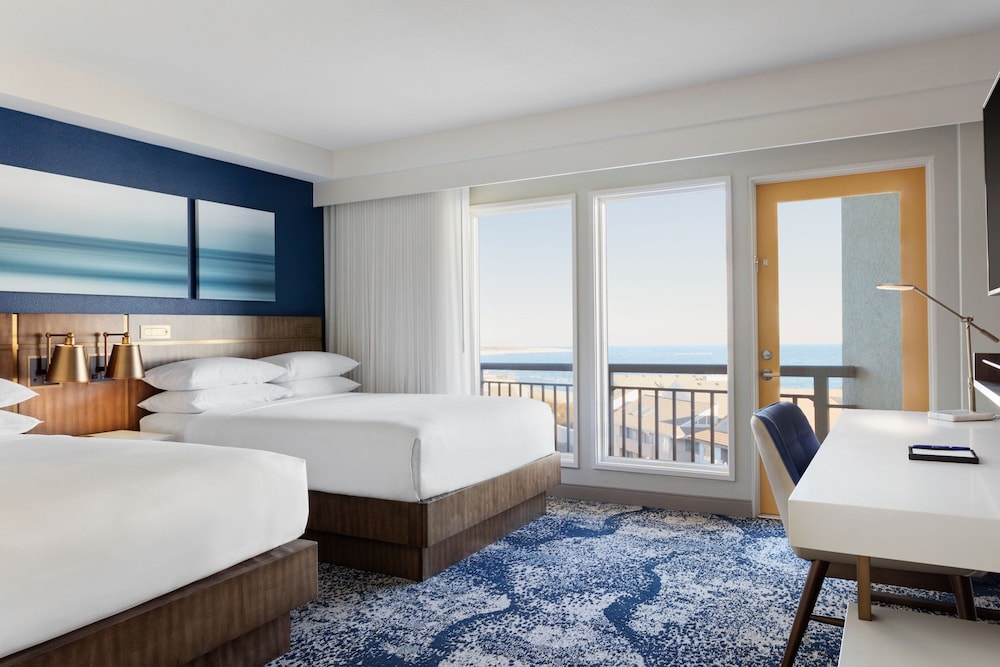 SUITE, MULTIPLE BEDS, ACCESSIBLE