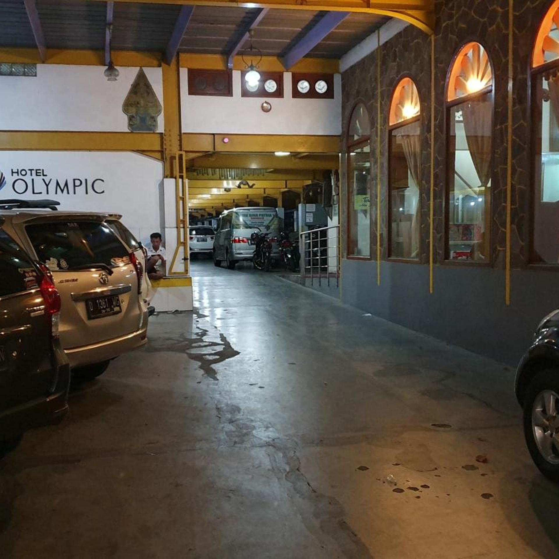 Hotel Olympic Semarang 33/36