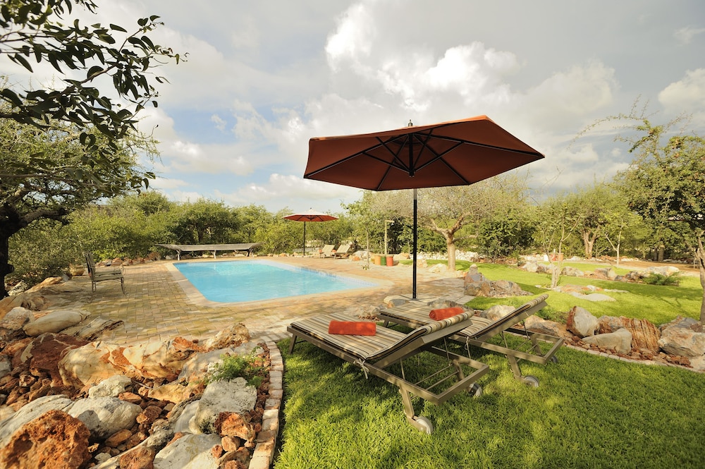 Etosha Village 34/42