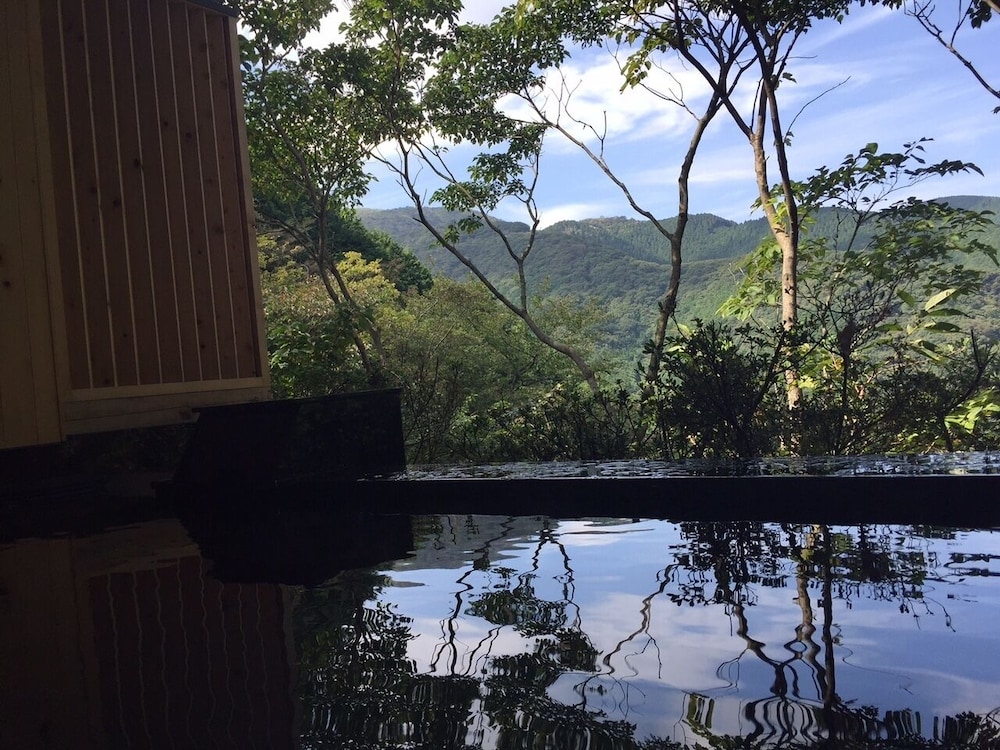 Livemax Resort Atami Forest 20/59