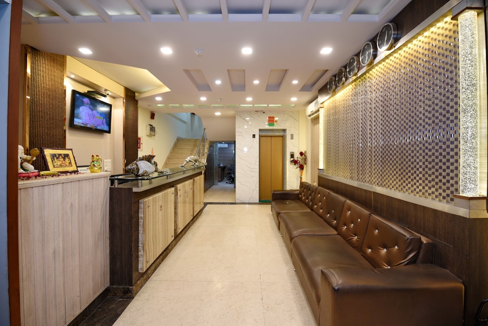 Hotel Silver Stone 13/56