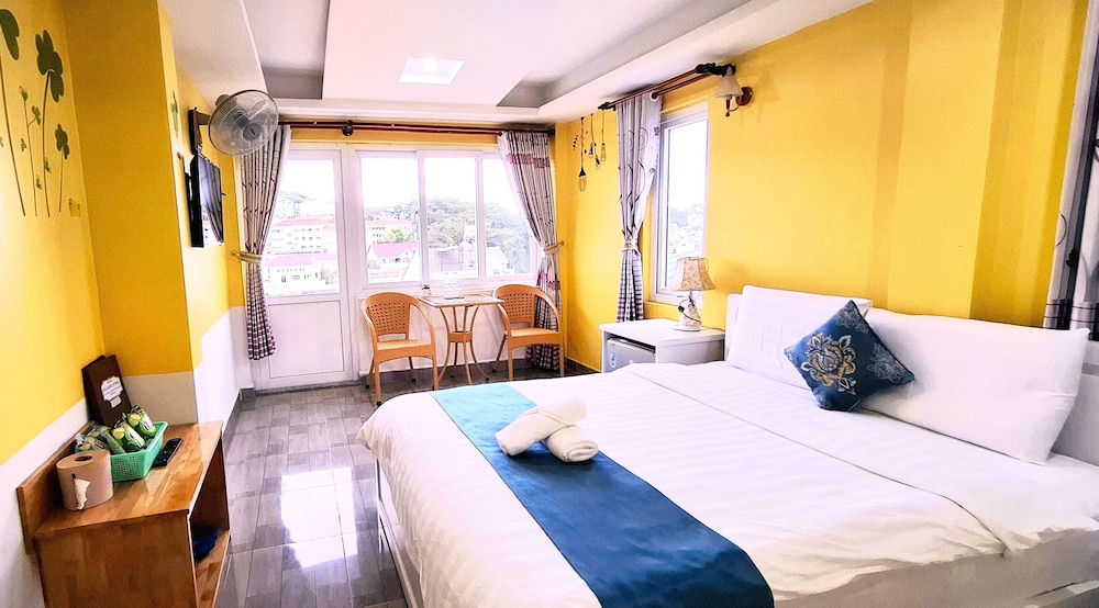 Hai Long Vuong Hotel 4/80
