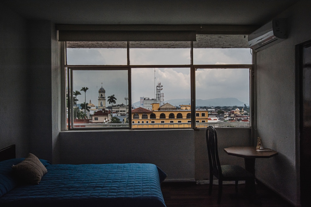 Hotel Palacio 39/57