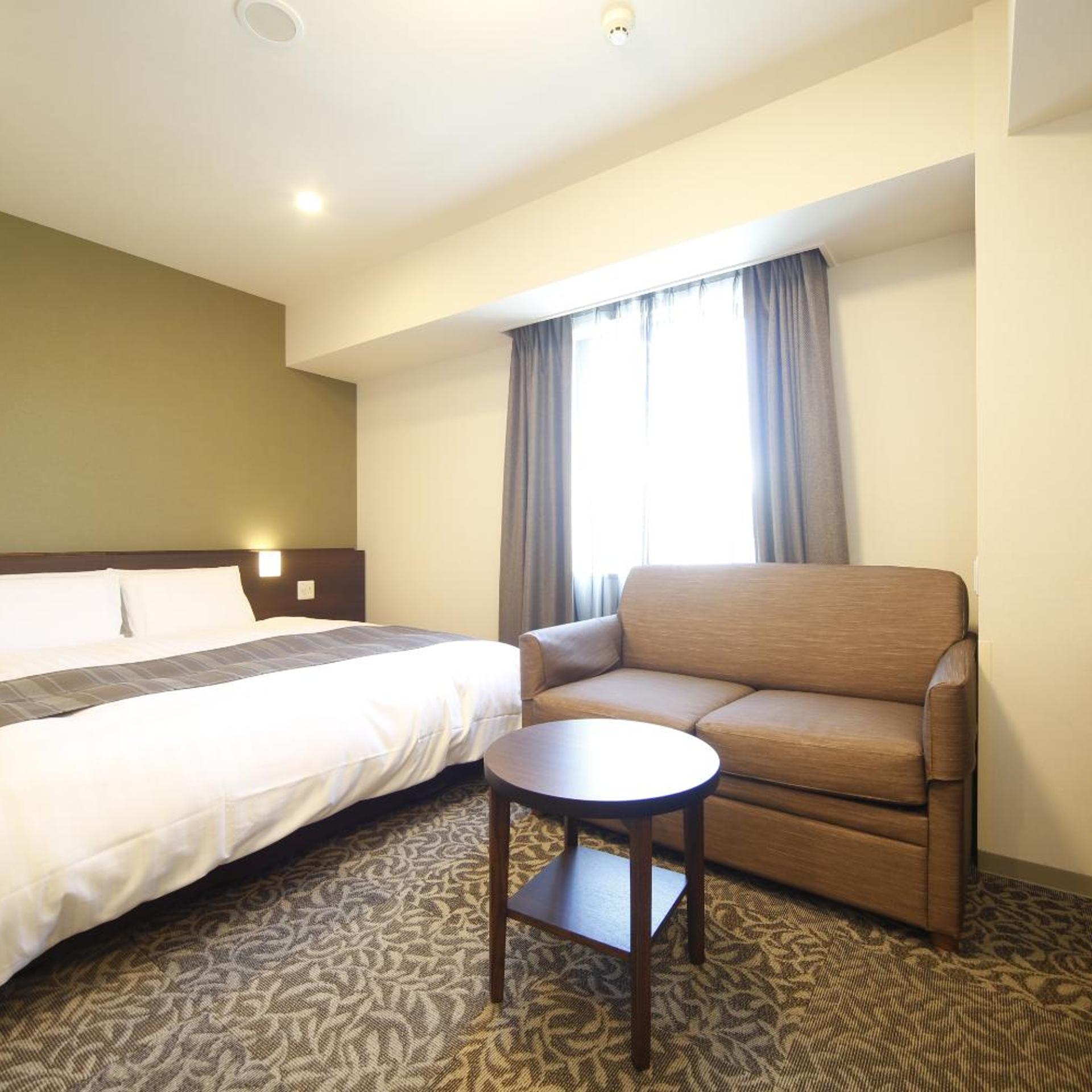 Room, King Bed, High Floor