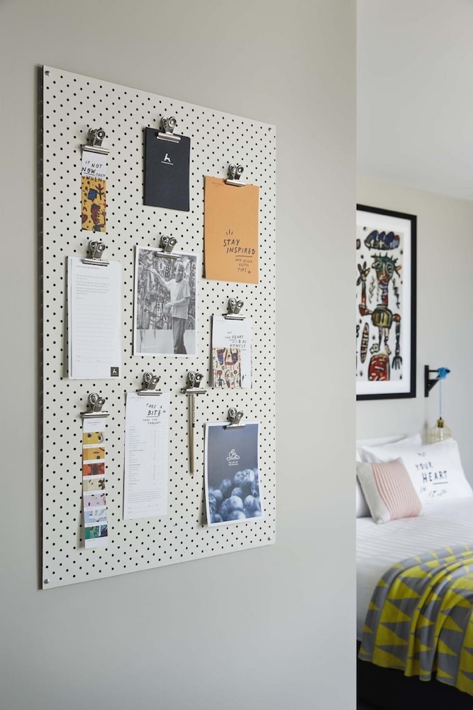 The Larwill Studio Melbourne - Art Series 29/42