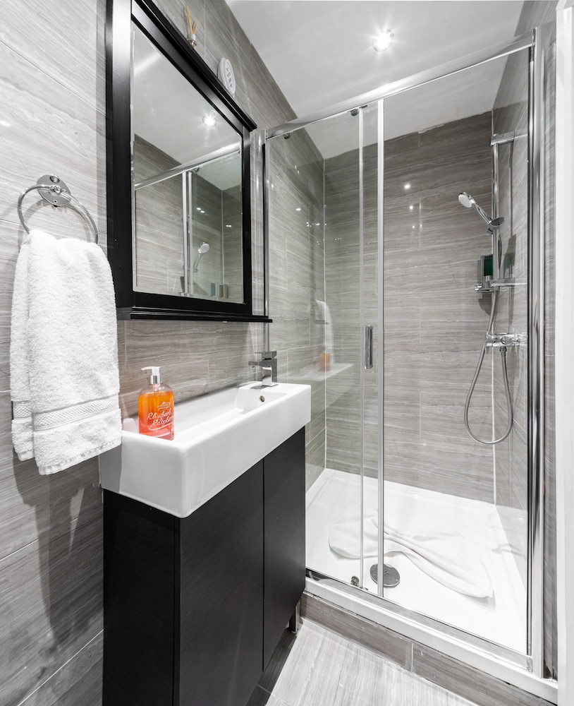 Vilenza Hotel 42/50