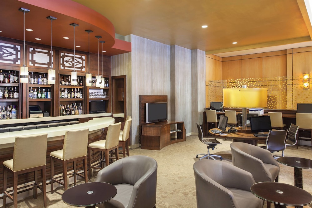 Sheraton LaGuardia East Hotel 16/27