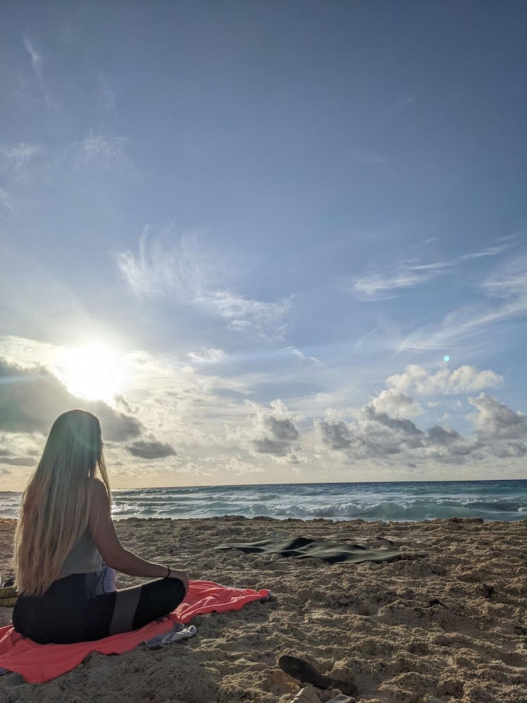 Mayan Monkey Cancun 53/60