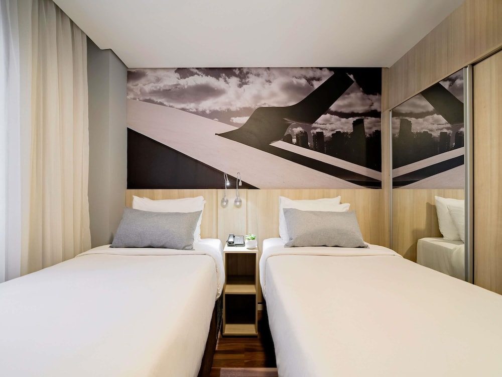 Mercure Sao Paulo Moema Times Square 16/76