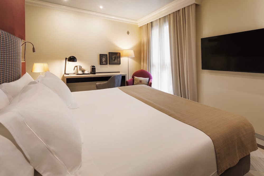 جناح جونيور بسرير كينج، Vincci Albayzin Hotel 4/10