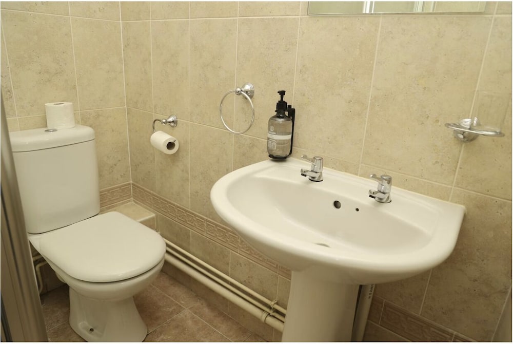 Hotel 1843 Reading 57/60