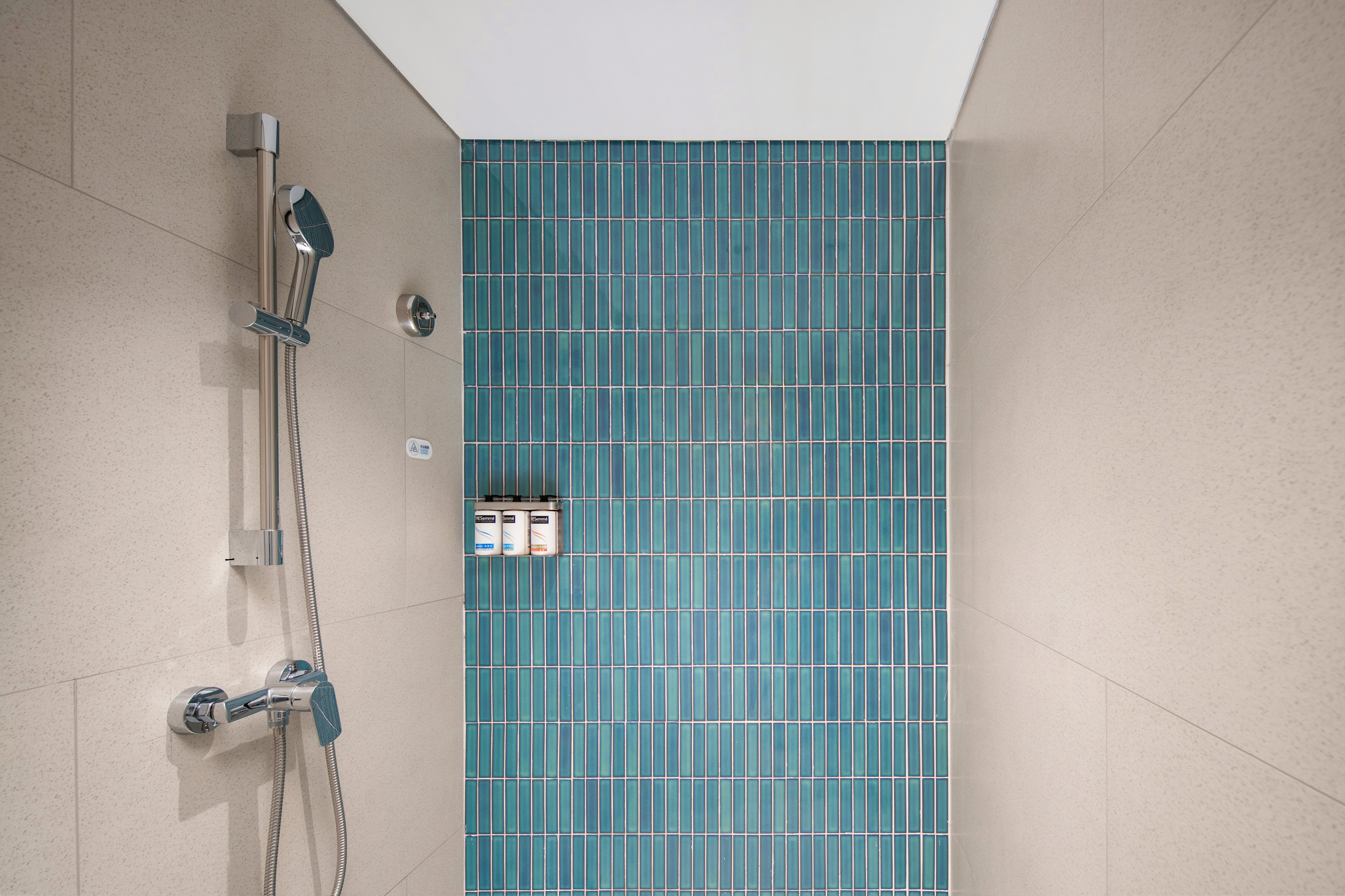Holiday Inn Express Chongqing Tongliang 48/50