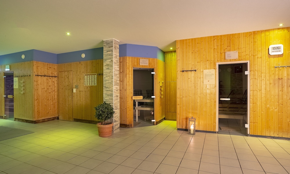 Aqualux Wellness And Tagungshotel 20/63