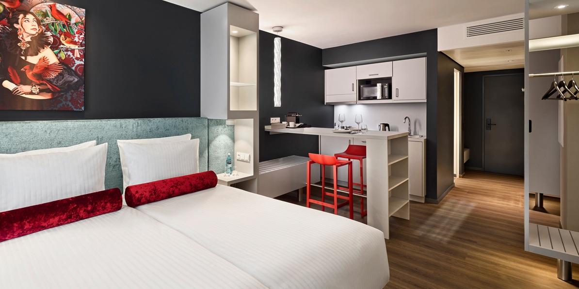 Room at Essential by Dorint Deiker Hofe, DUSSELDORF
