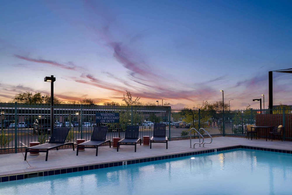 WaterWalk Extended Stay by Wyndham Phoenix - N. Happy Valley 34/41