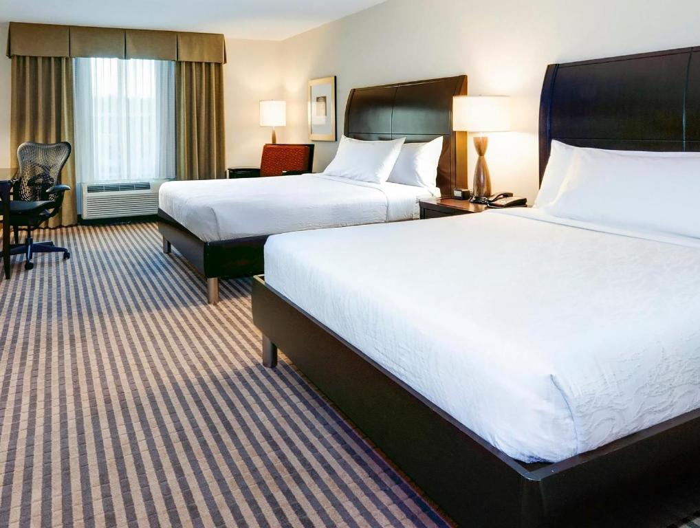 JUNIOR SUITE, 2 QUEEN BEDS, ACCESSIBLE
