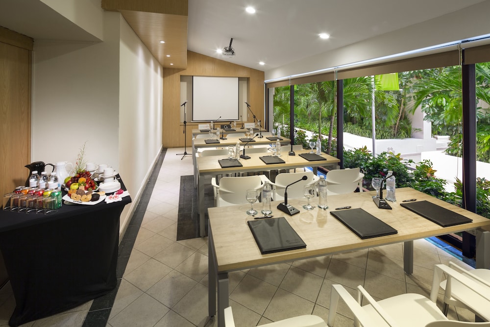 Smart Cancun The Urban Oasis 39/61