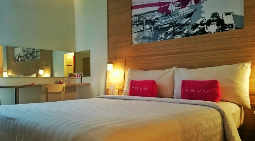 fave plus hotel Palembang 5/44