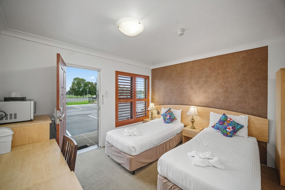 غرفة بسريرين منفصلين، Country Plaza Motel Taree 2/10