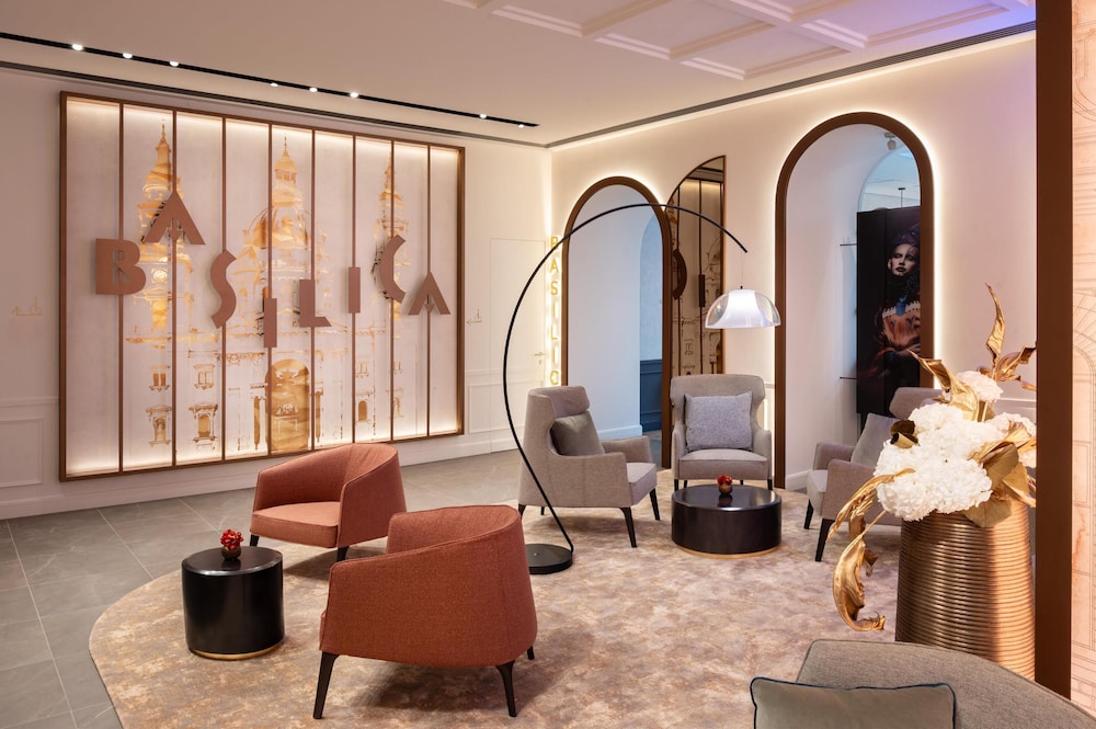Radisson Collection Hotel, Basilica Budapest 24/44